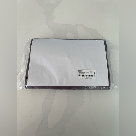 NWT | Badgley Mischka | Diamond Quilt Convertible Crossbody Bag | Plum - Picture 7 of 7